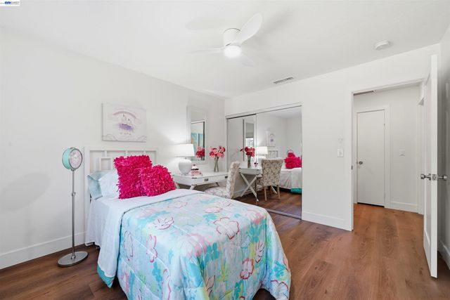 4350 Columbine Dr, Pleasanton, CA 94588