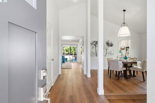 4350 Columbine Dr, Pleasanton, CA 94588