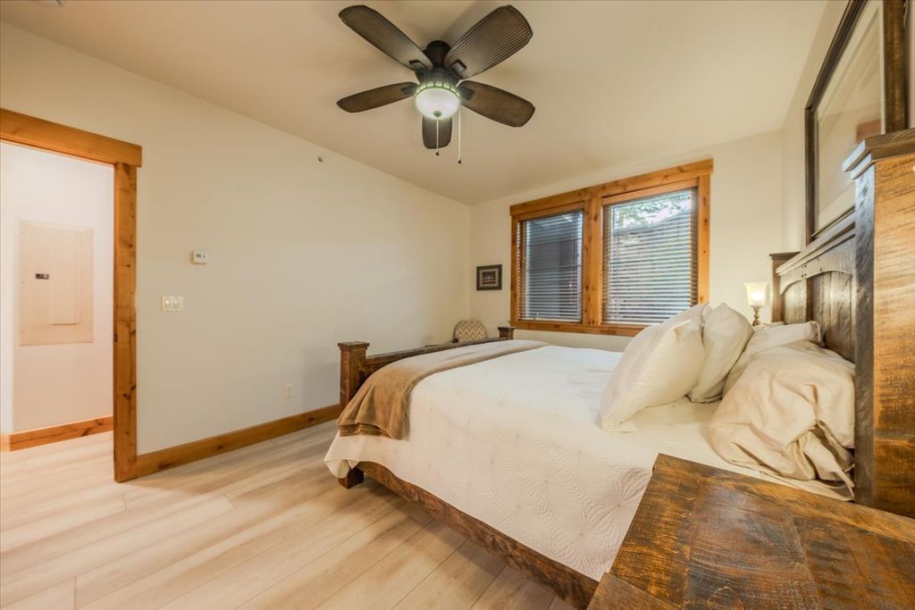 7175 US Highway 93 S #3-104, Lakeside, MT 59922 photo 30