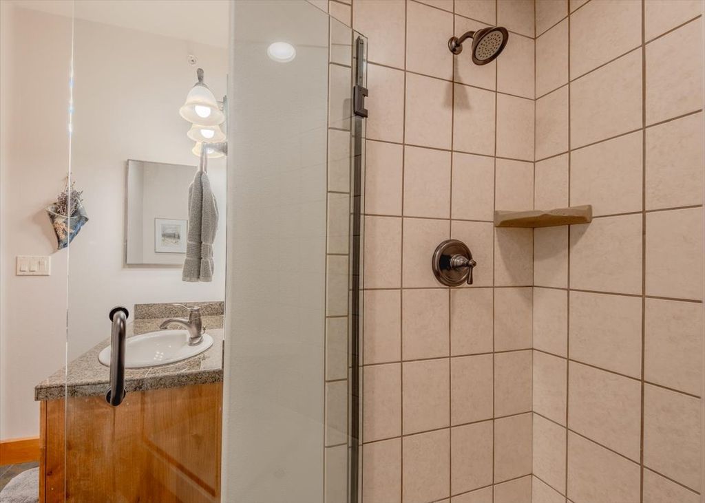 7175 US Highway 93 S #3-104, Lakeside, MT 59922 photo 37