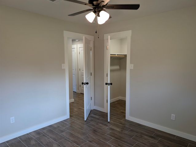 1145 Cuniff Rd, Sour Lake, TX 77659