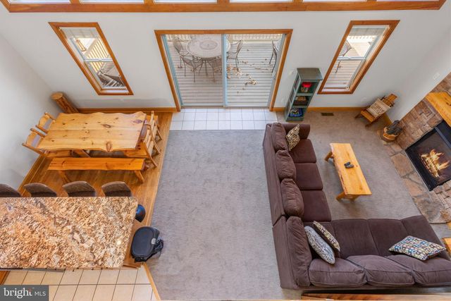 220 WOODLANDS HILL LN, Oakland, MD 21550