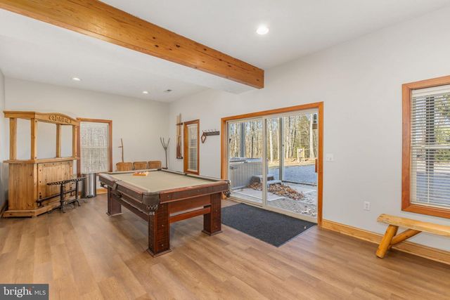 220 WOODLANDS HILL LN, Oakland, MD 21550