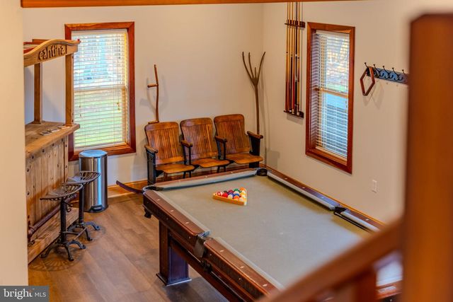 220 WOODLANDS HILL LN, Oakland, MD 21550