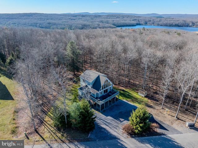 220 WOODLANDS HILL LN, Oakland, MD 21550