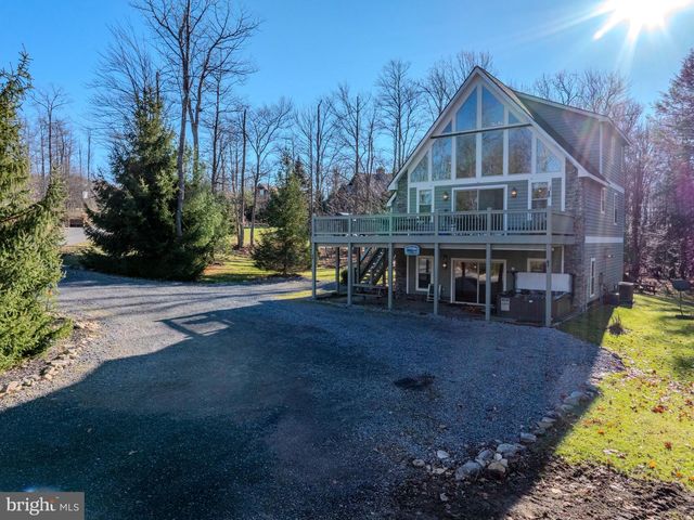 220 WOODLANDS HILL LN, Oakland, MD 21550