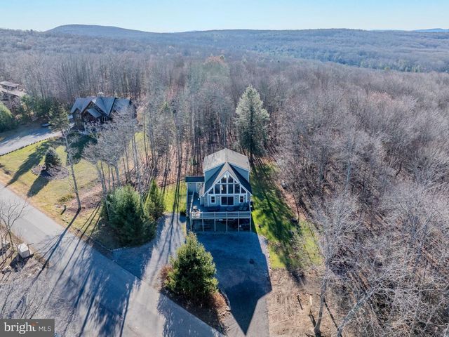 220 WOODLANDS HILL LN, Oakland, MD 21550