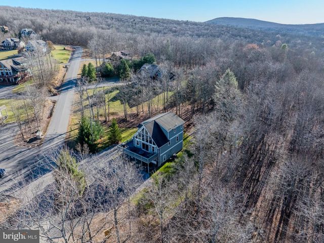 220 WOODLANDS HILL LN, Oakland, MD 21550