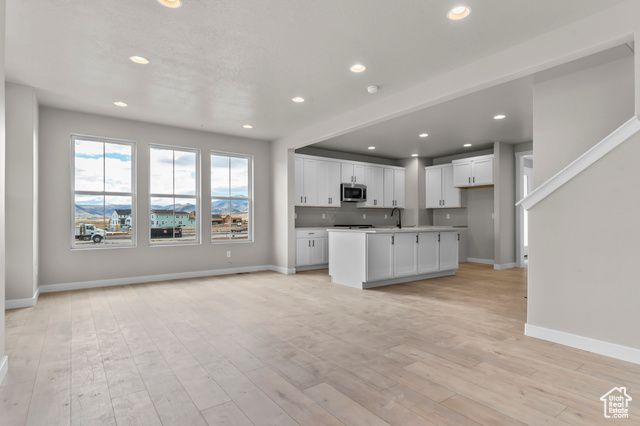 11208 S FORDMAN WAY, South Jordan, UT 84009