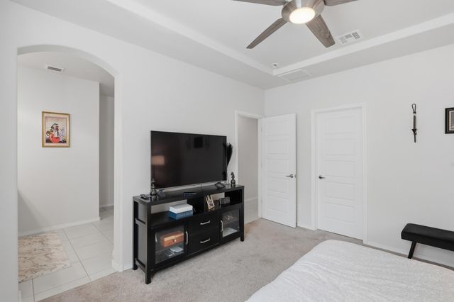 260 Capulin Peak Avenue SW, Los Lunas, NM 87031