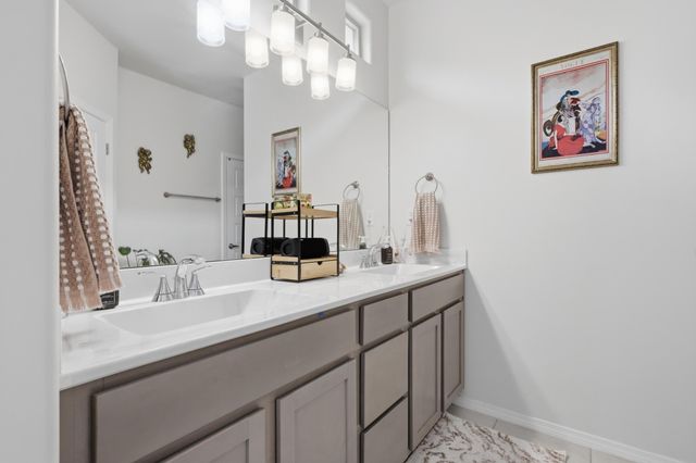 260 Capulin Peak Avenue SW, Los Lunas, NM 87031