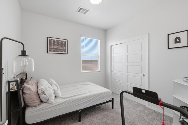 260 Capulin Peak Avenue SW, Los Lunas, NM 87031