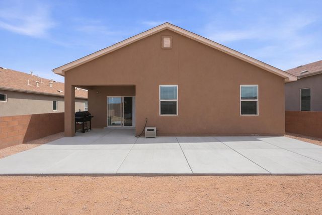 260 Capulin Peak Avenue SW, Los Lunas, NM 87031