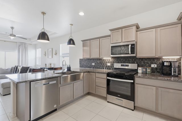 260 Capulin Peak Avenue SW, Los Lunas, NM 87031