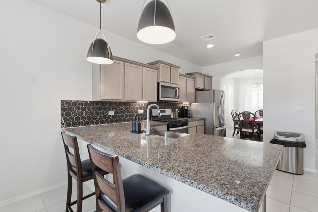 260 Capulin Peak Avenue SW, Los Lunas, NM 87031