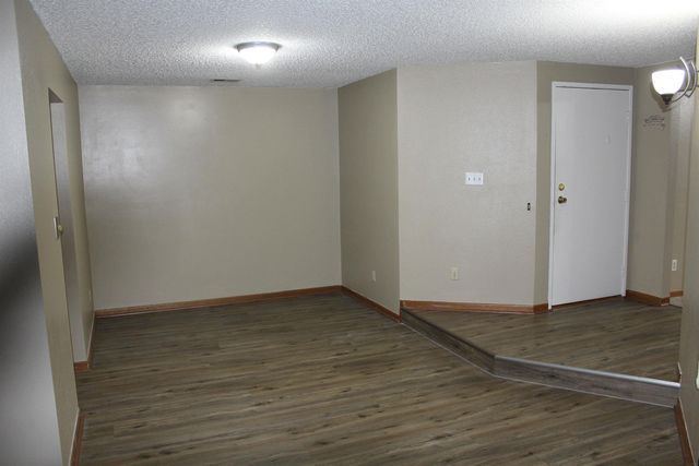 3454 Georgetown Drive, Waterloo, IA 50701