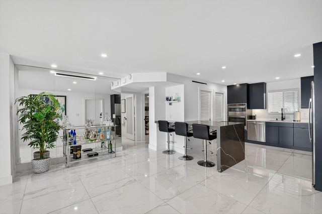 301 Lake Shore Drive 801, Lake Park, FL 33403