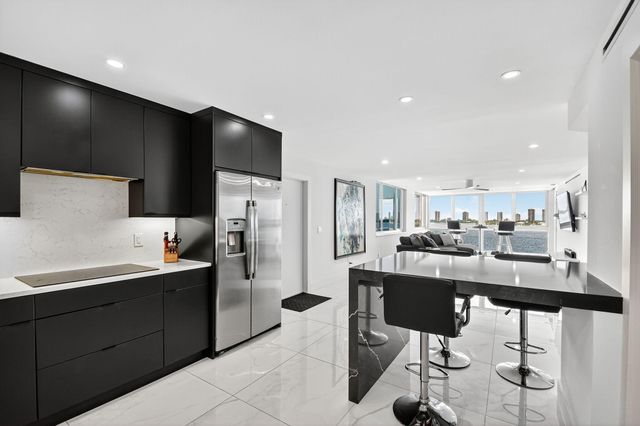 301 Lake Shore Drive 801, Lake Park, FL 33403