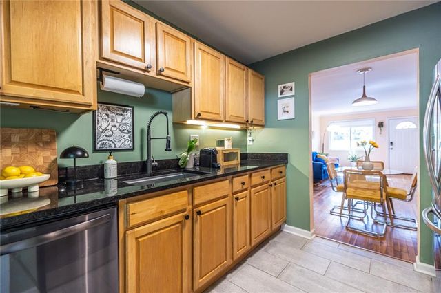 520 Park Avenue SE 9, Atlanta, GA 30312