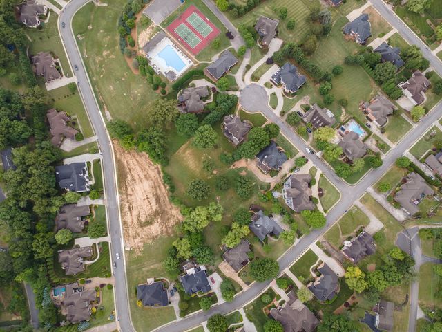 2627 Enclave Bay Drive, Chattanooga, TN 37415