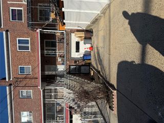 655 E 240th Street, Bronx, NY 10470