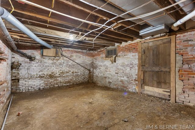 5014 136th Avenue, Manlius Twp, MI 49419