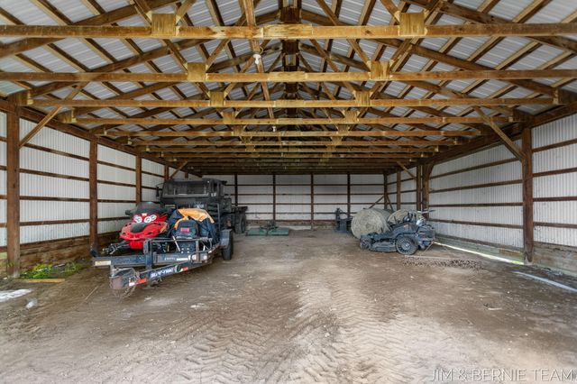 5014 136th Avenue, Manlius Twp, MI 49419