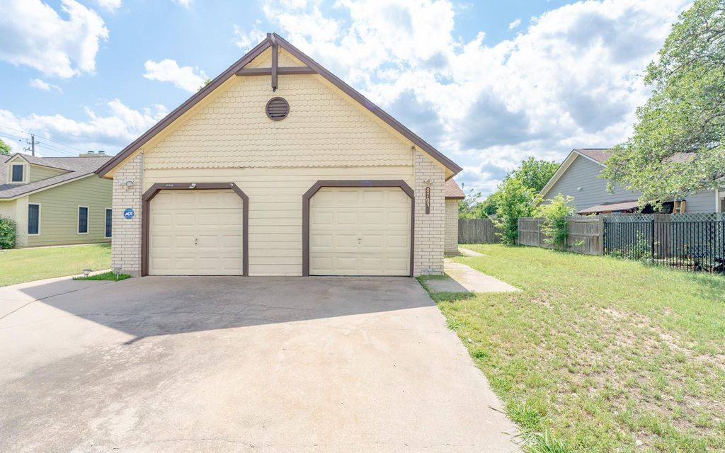 8703 Clearbrook TRL, Austin, TX 78729