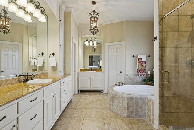 12484 Legacy Hills Dr, Geismar, LA 70734