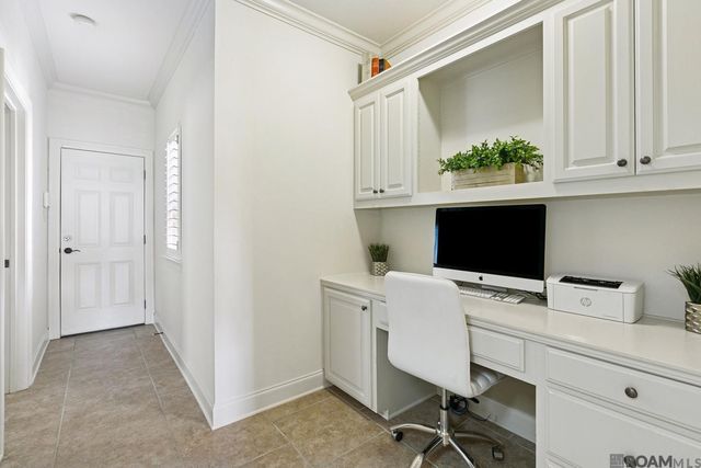 12484 Legacy Hills Dr, Geismar, LA 70734