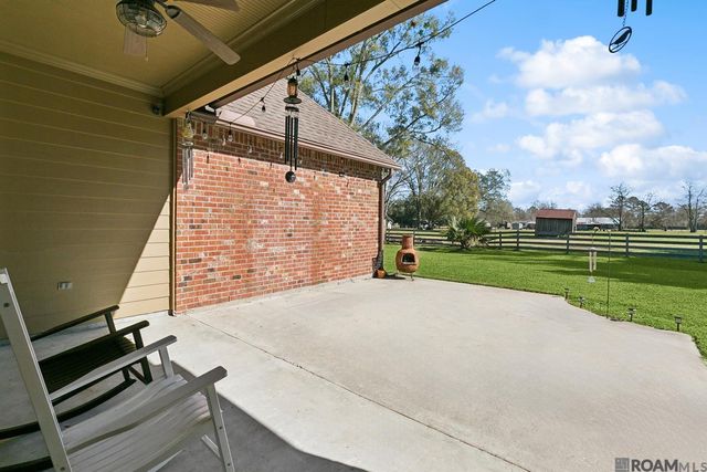 12484 Legacy Hills Dr, Geismar, LA 70734