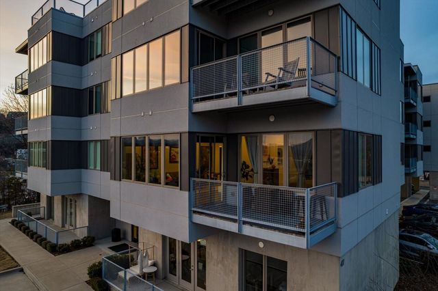 411 Fairpoint St Apt 202, Chattanooga, TN 37405