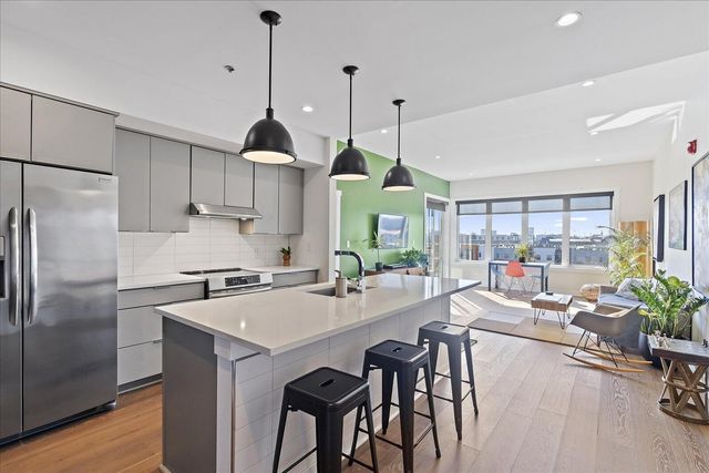 411 Fairpoint St Apt 202, Chattanooga, TN 37405