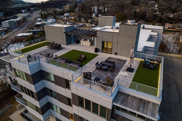 411 Fairpoint St Apt 202, Chattanooga, TN 37405