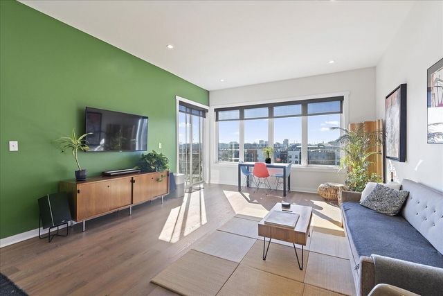 411 Fairpoint St Apt 202, Chattanooga, TN 37405