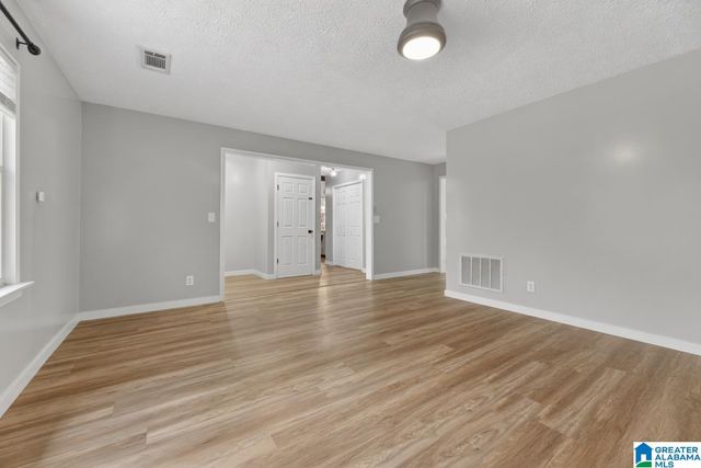 1424 DEARMANVILLE ROAD, Anniston, AL 36207