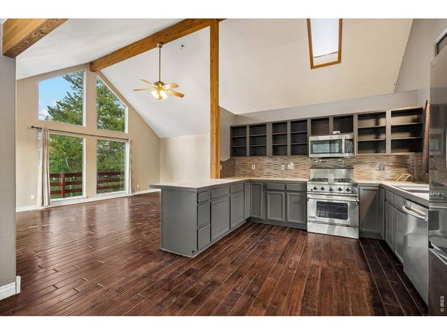 76 Highlands Dr, Bailey, CO 80421