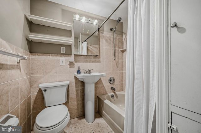 8 PROSPECT AVE, Wilmington, DE 19803