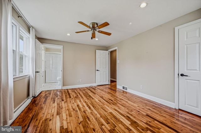 8 PROSPECT AVE, Wilmington, DE 19803