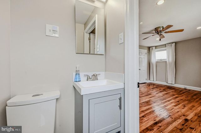 8 PROSPECT AVE, Wilmington, DE 19803