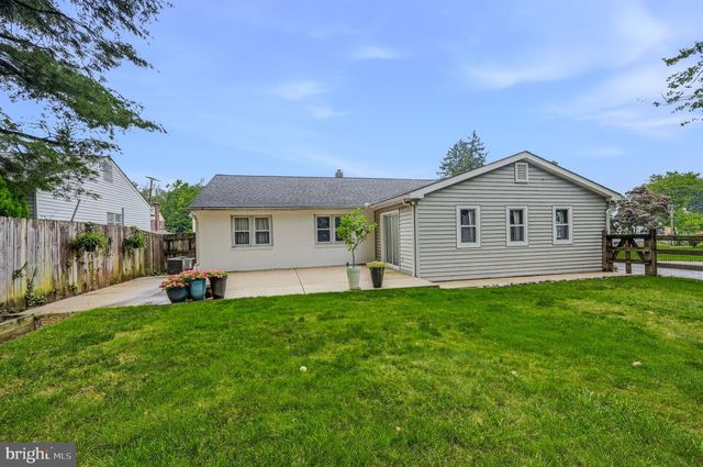 8 PROSPECT AVE, Wilmington, DE 19803