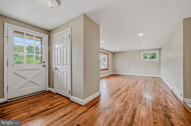 8 PROSPECT AVE, Wilmington, DE 19803