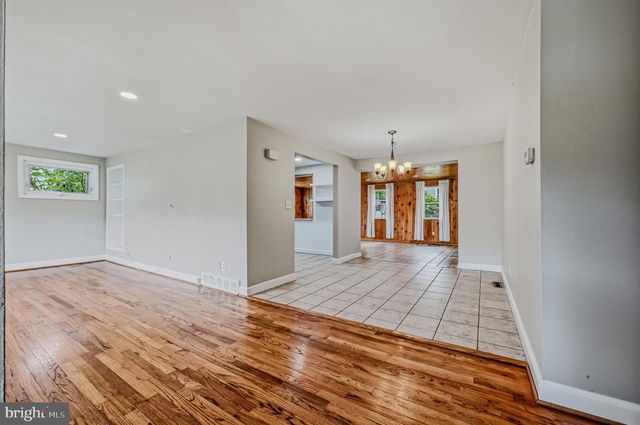 8 PROSPECT AVE, Wilmington, DE 19803