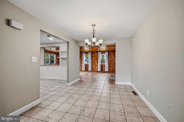 8 PROSPECT AVE, Wilmington, DE 19803
