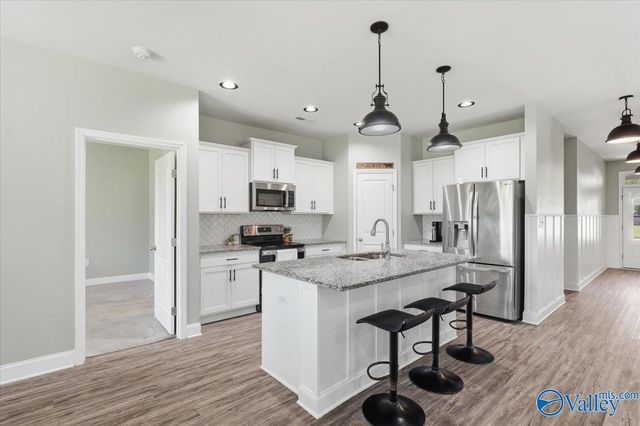 9107 Monteagle Boulevard, Owens Cross Roads, AL 35763