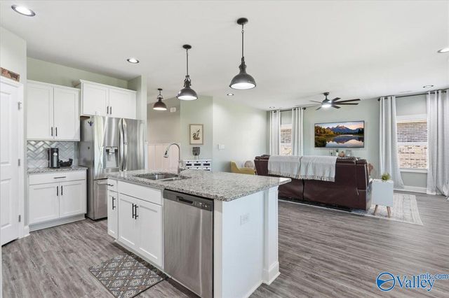 9107 Monteagle Boulevard, Owens Cross Roads, AL 35763