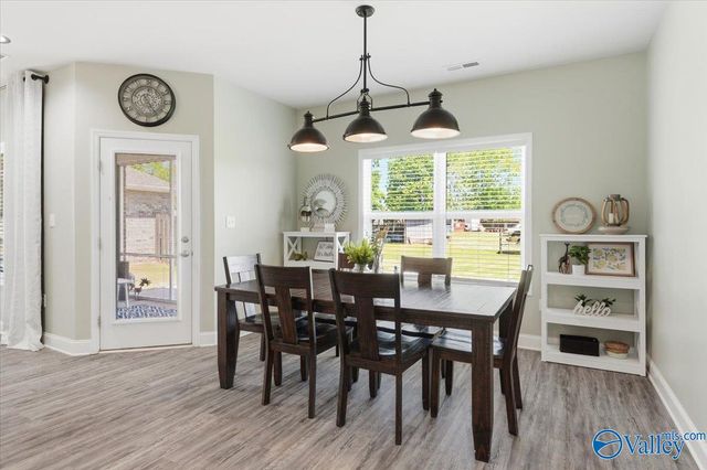 9107 Monteagle Boulevard, Owens Cross Roads, AL 35763