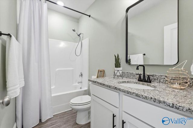 9107 Monteagle Boulevard, Owens Cross Roads, AL 35763