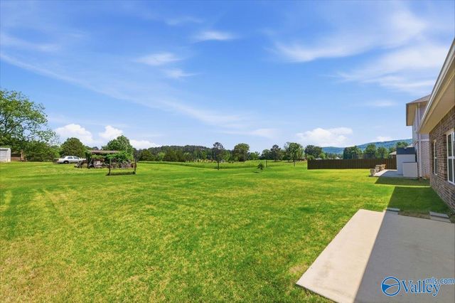 9107 Monteagle Boulevard, Owens Cross Roads, AL 35763