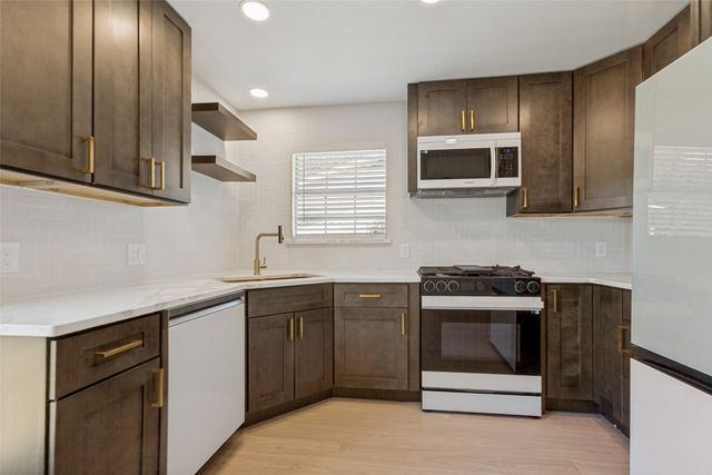 1205 Briarcove Drive, Richardson, TX 75081